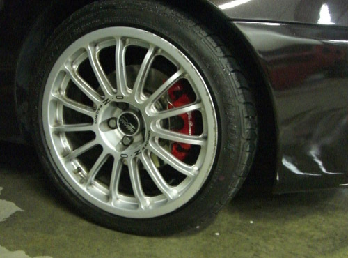 キャリパー塗装施工事例：Alfa Romeo IMG7_98_QqG3nq_sub2.jpg