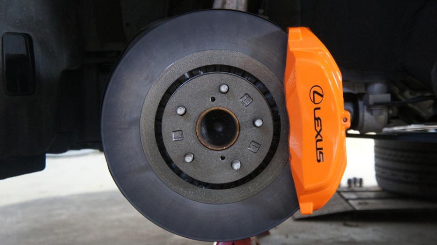 キャリパー塗装施工事例：レクサスRC300h　キャリパー塗装COLOR:#1110 Valencia premium orange　ローター塗装COLOR:#004 Blast light gray metalic IMG20_2023_nbbII3_sub1.jpg