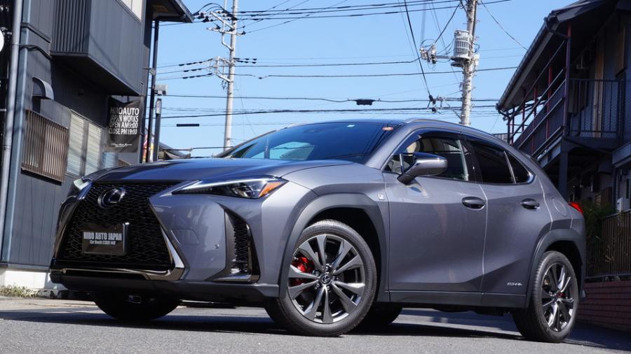 レクサスUX　キャリパー塗装COLOR:#001 Italian losso solid