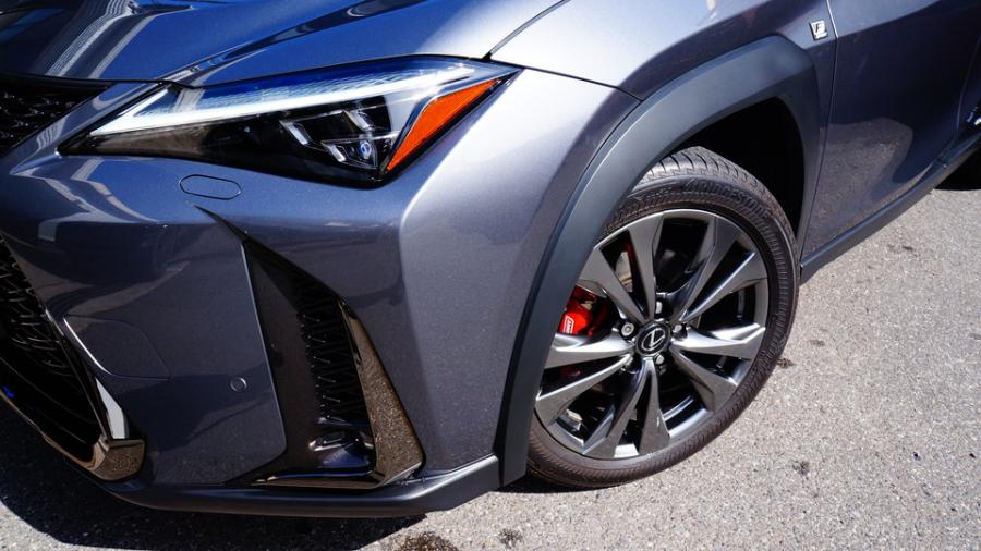 キャリパー塗装施工事例：レクサスUX　キャリパー塗装COLOR:#001 Italian losso solid IMG20_2290_B1I4Uu_sub3.jpg