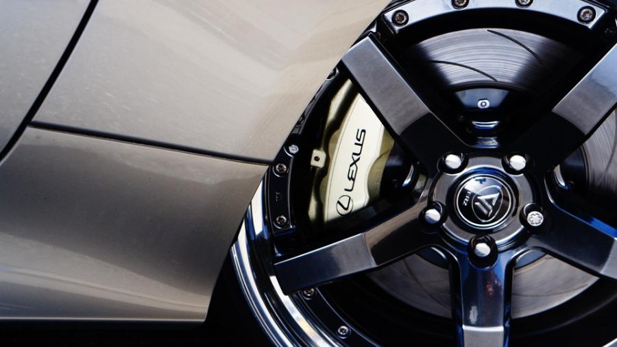 キャリパー塗装施工事例：レクサスRC　キャリパー塗装COLOR:#008 Flash champagne gold IMG20_2318_CAuiVJ_sub5.jpg