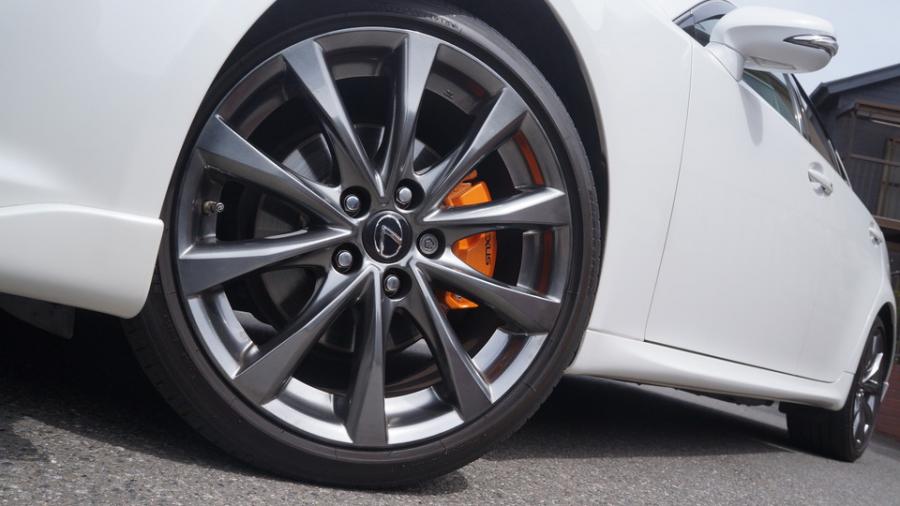 キャリパー塗装施工事例：レクサスIS250　キャリパー塗装COLOR:#098 honey of pearl orange IMG20_2371_Sw78Uu_sub3.jpg