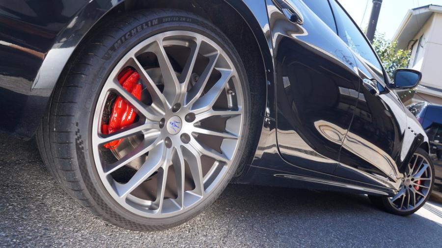 キャリパー塗装施工事例：マセラティギブリ　キャリパー塗装COLOR:#001 Italian losso solid IMG23_2362_JiR6rN_sub7.jpg