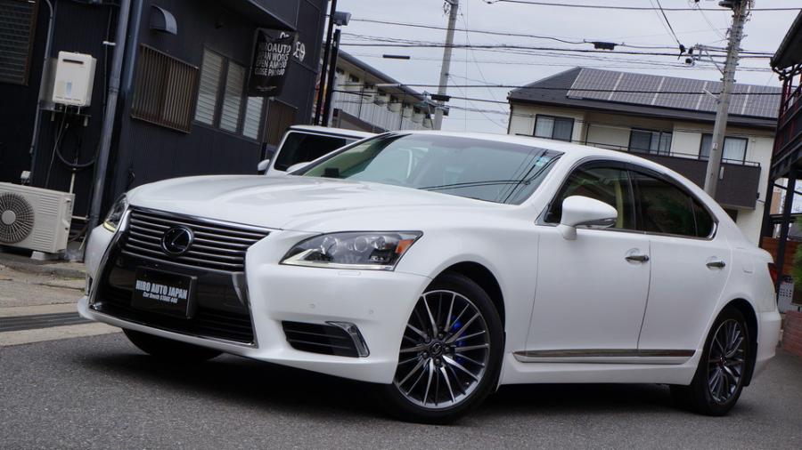 レクサスLS450　キャリパー塗装COLOR:#1115 Deep marine blue