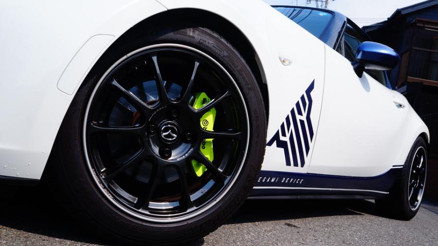 キャリパー塗装施工事例：ロードスター　キャリパー塗装COLOR:#1116 Acid green IMG67_2367_JEO7Aa_sub3.jpg