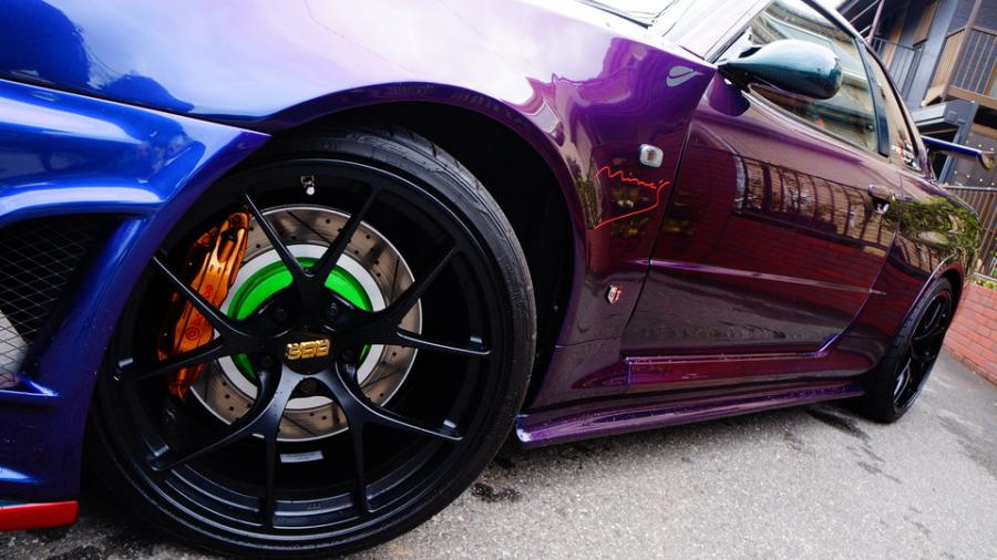 キャリパー塗装施工事例：ニッサンGT-R　ローター塗装COLOR:#1113 Monster green IMG69_2293_VBZiAk_sub2.jpg