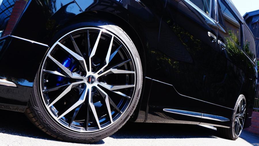 キャリパー塗装施工事例：ベルファイア　キャリパー塗装COLOR:#1115 Deep marine blue　ローター塗装COLOR:#004 Blast light gray metalic　ローター加工Type:6SD IMG72_2340_UgyFgL_sub3.jpg