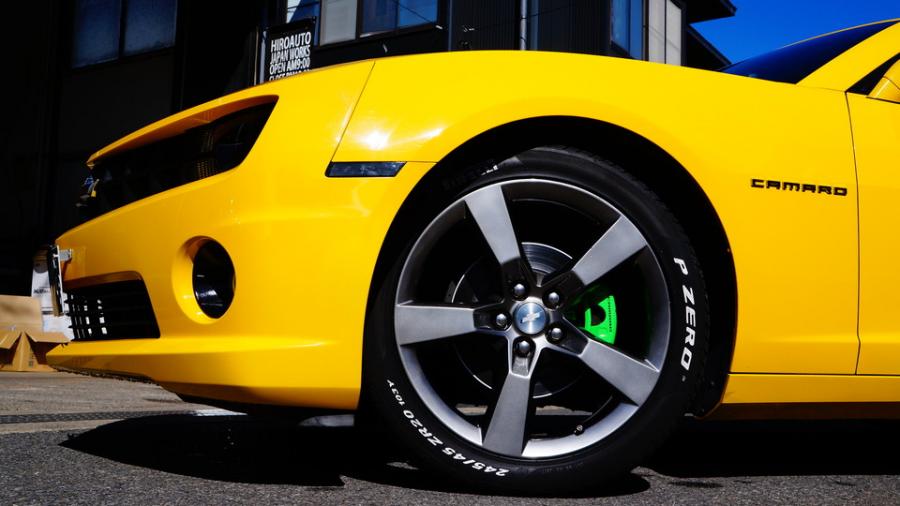 キャリパー塗装施工事例：シボレーカマロ　キャリパー塗装＆ローター塗装COLOR:#1113 Monster green、#004 Blast light gray metalic IMG77_2279_pkIIvT_sub4.jpg