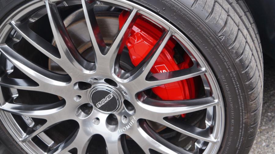 キャリパー塗装施工事例：アウディA4　キャリパー塗装COLOR:#001 Italian losso solid IMG8_2337_io7JdL_sub4.jpg