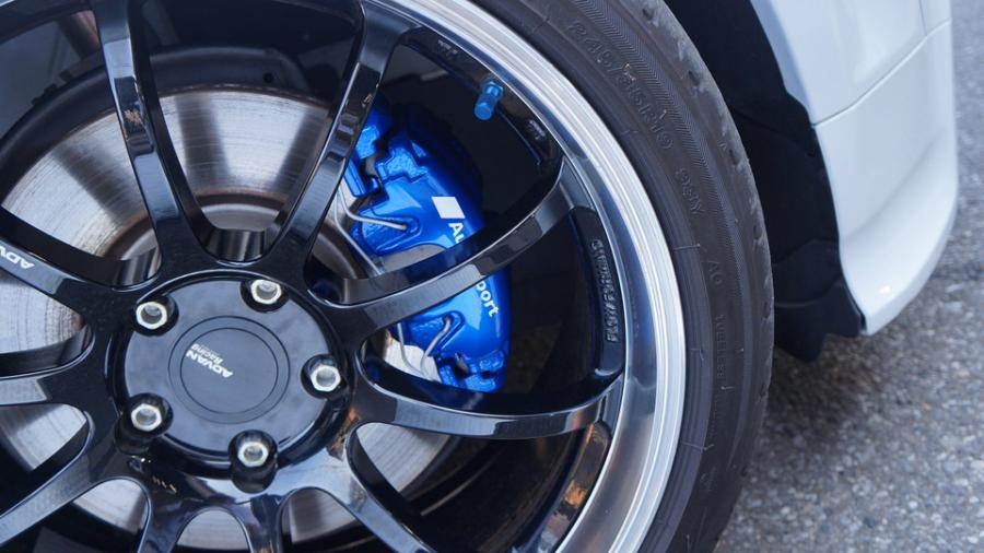 キャリパー塗装施工事例：アウディTT　キャリパー塗装COLOR:#1115 Deep marine blue IMG8_2339_fjeYn4_sub6.jpg