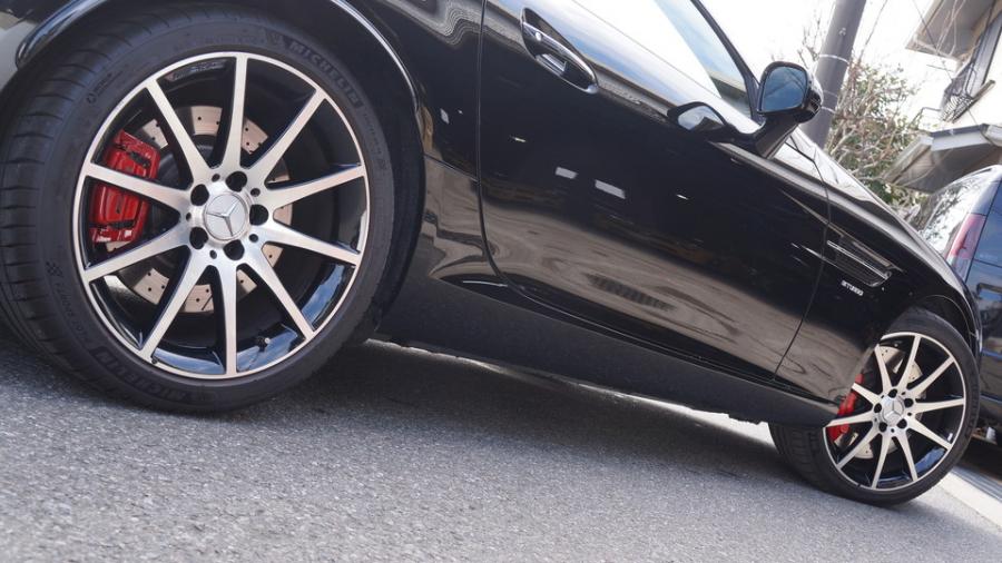 キャリパー塗装施工事例：ベンツSLC　キャリパー塗装　COLOR:#001 Italian losso solid IMG9_2274_oFTpJM_sub5.jpg