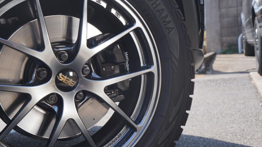 キャリパー塗装施工事例：ベンツGLB　キャリパー塗装COLOR:#005 Deep coal black IMG9_2285_IKctX7_sub5.jpg