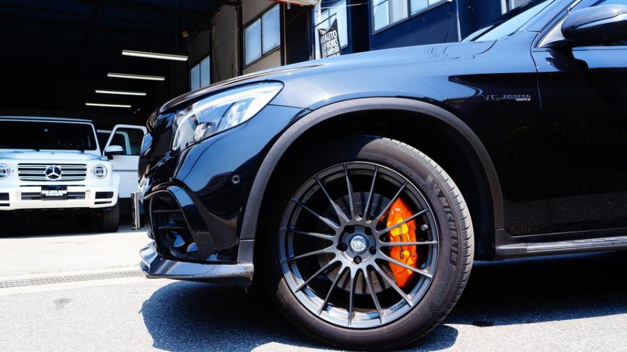 キャリパー塗装施工事例：ベンツGLC43AMG　キャリパー塗装COLOR:#098 honey of pearl orange IMG9_2312_L9bpzP_sub4.jpg