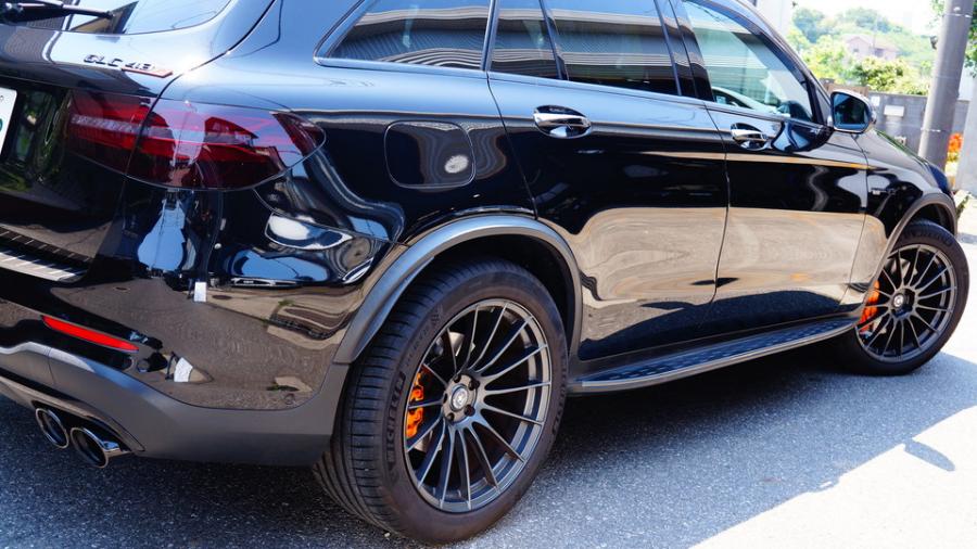 キャリパー塗装施工事例：ベンツGLC43AMG　キャリパー塗装COLOR:#098 honey of pearl orange IMG9_2312_L9bpzP_sub8.jpg