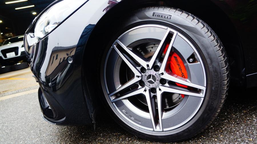 キャリパー塗装施工事例：ベンツC220d　キャリパー塗装COLOR:#001 Italian losso solid IMG9_2336_LuqrDq_sub7.jpg