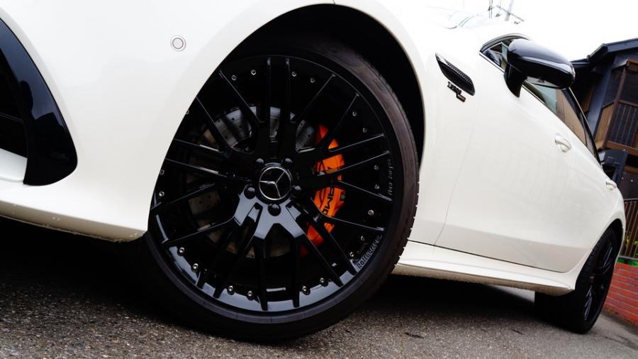 キャリパー塗装施工事例：ベンツGT53　キャリパー塗装COLOR:#021 california sunshinne yellow IMG9_2354_Xkaycw_sub3.jpg